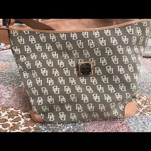 Dooney & Bourke